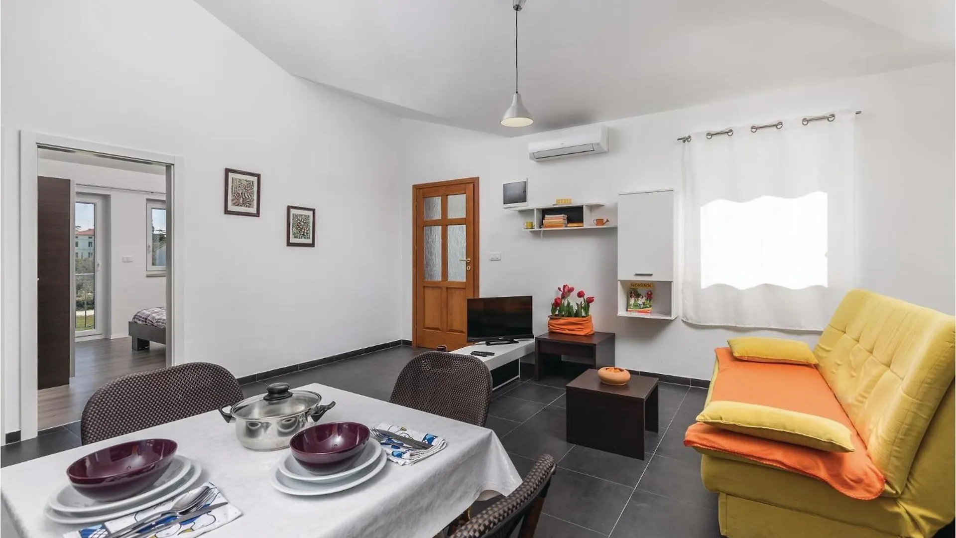 2 Bedroom Nice Apartment In Vodnjan 0*,